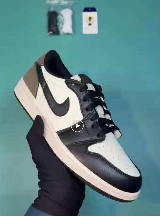 Air Jordan 1 Low OG “Mocha”
