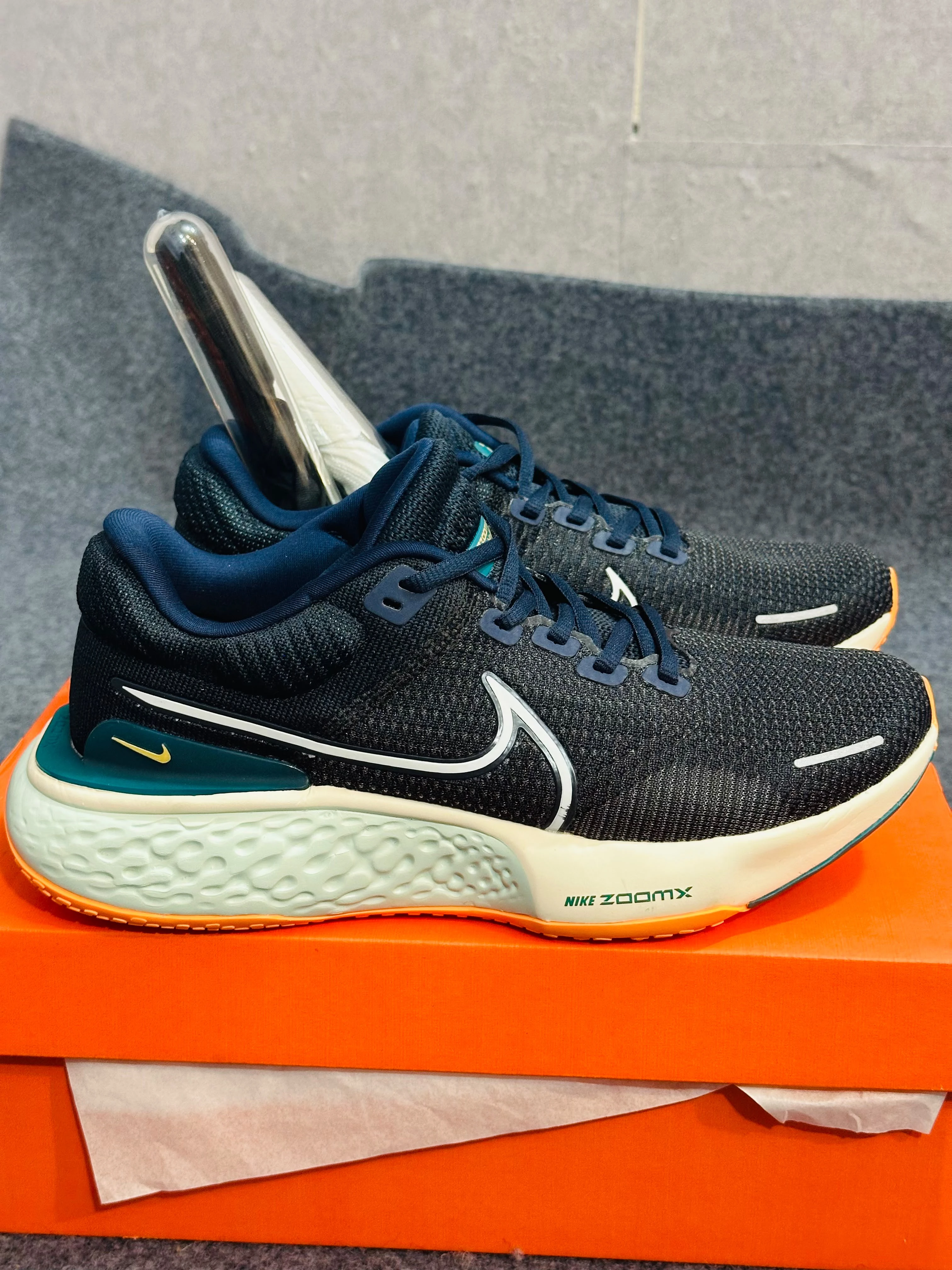 Nike ZoomX Invincible Run Flyknit 3