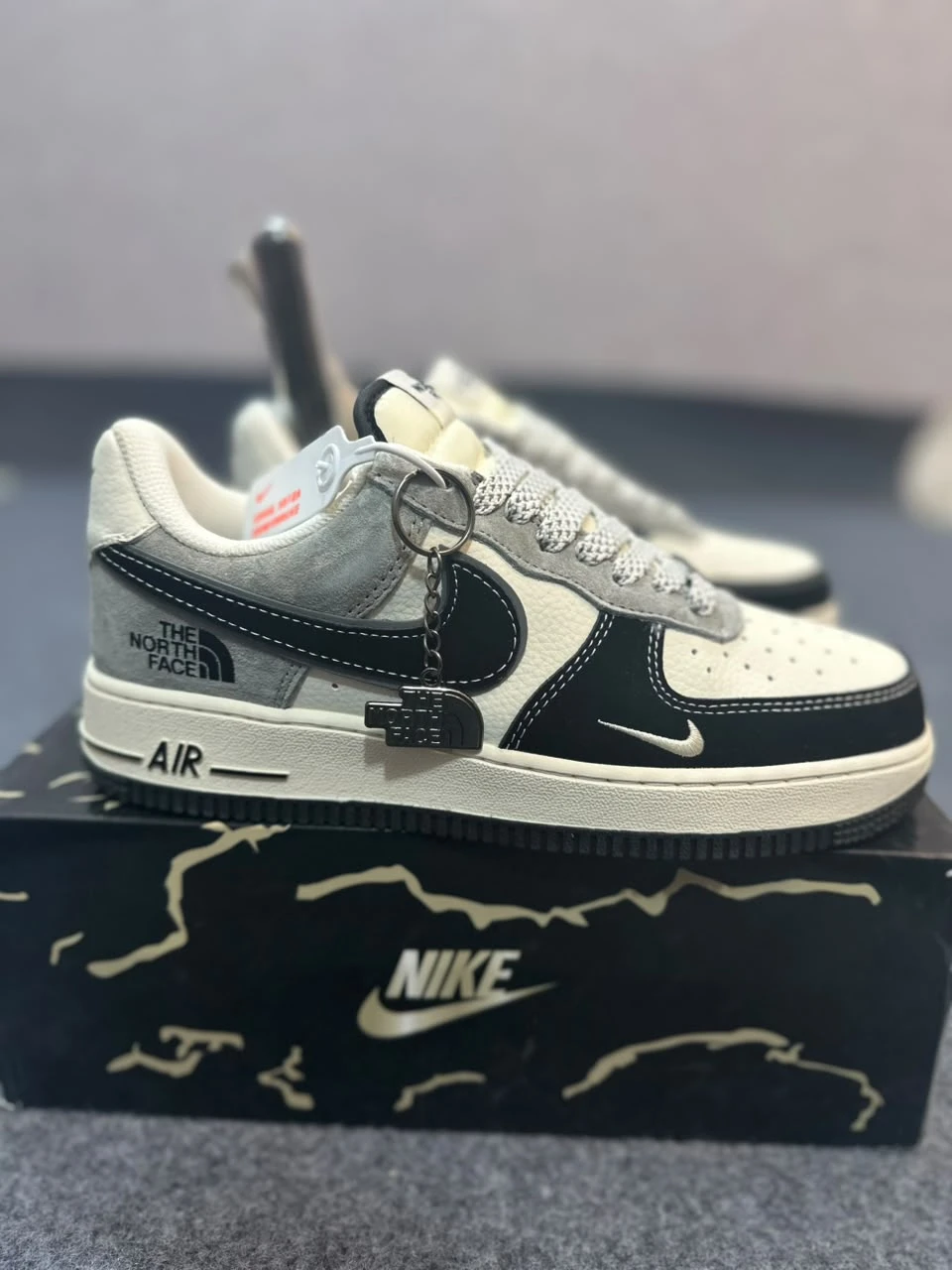 Nike Air Force 1 Low The North Face,