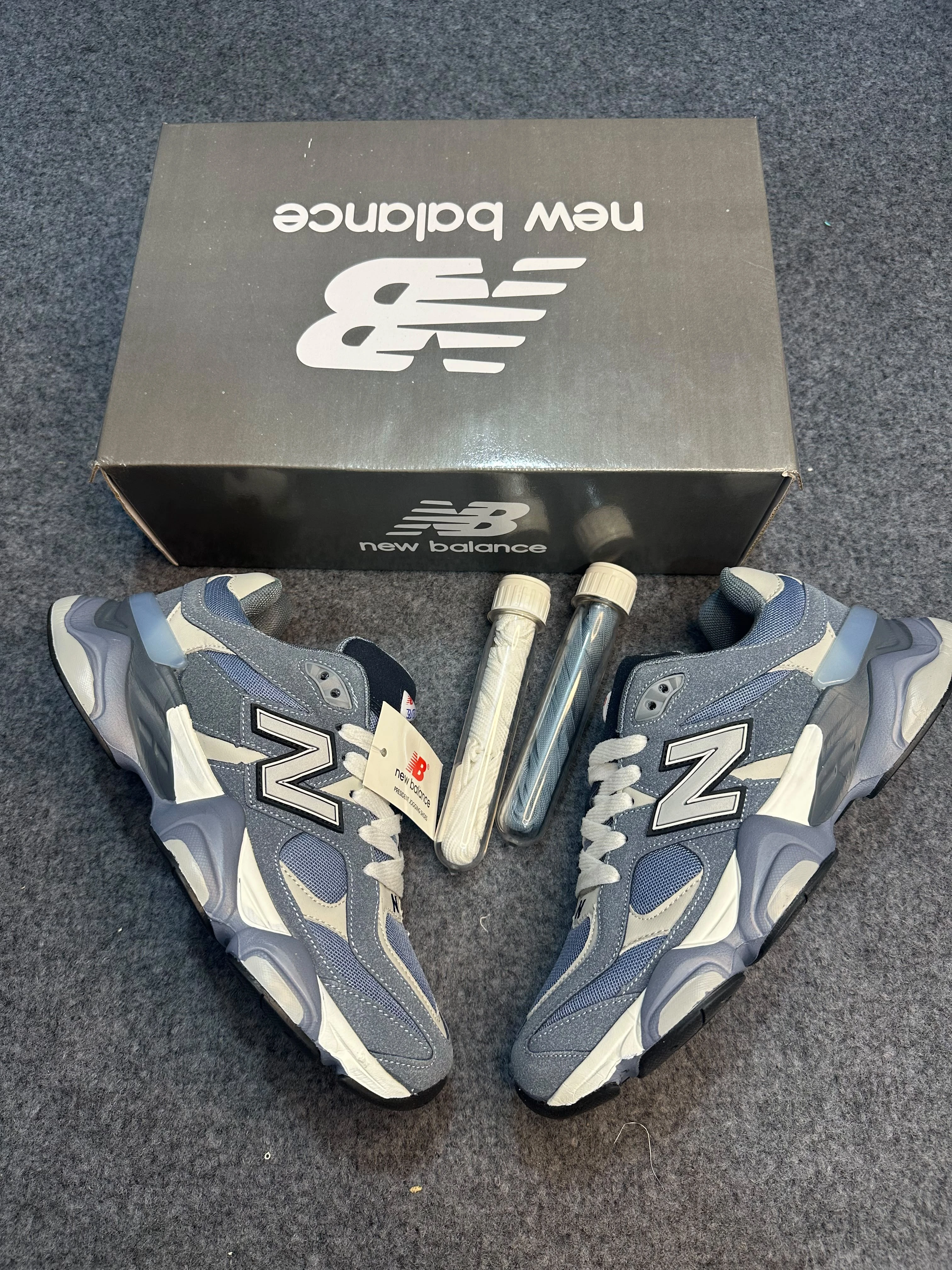 New Balance 9060 | blue