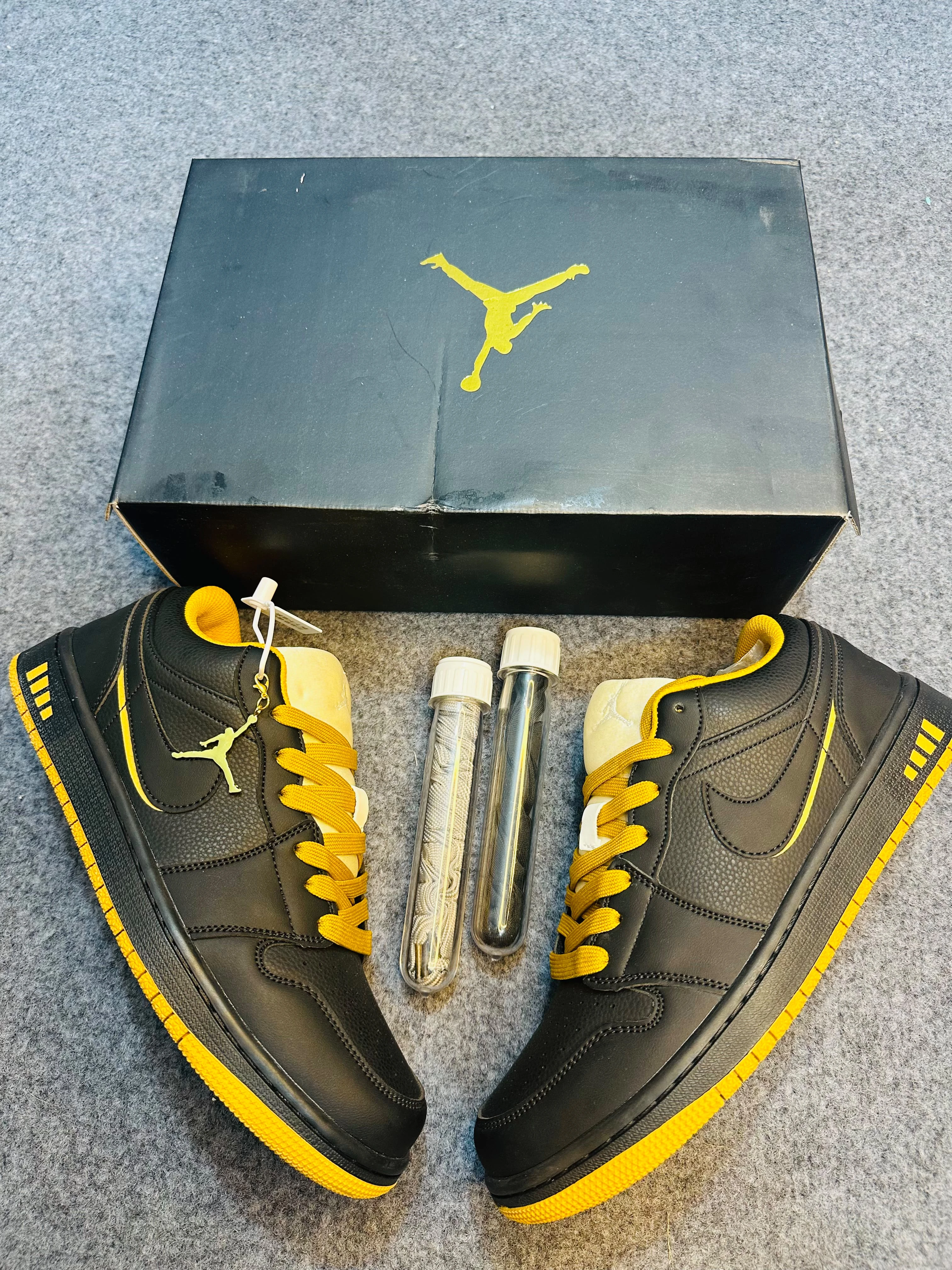 Air Jordan 1 Low