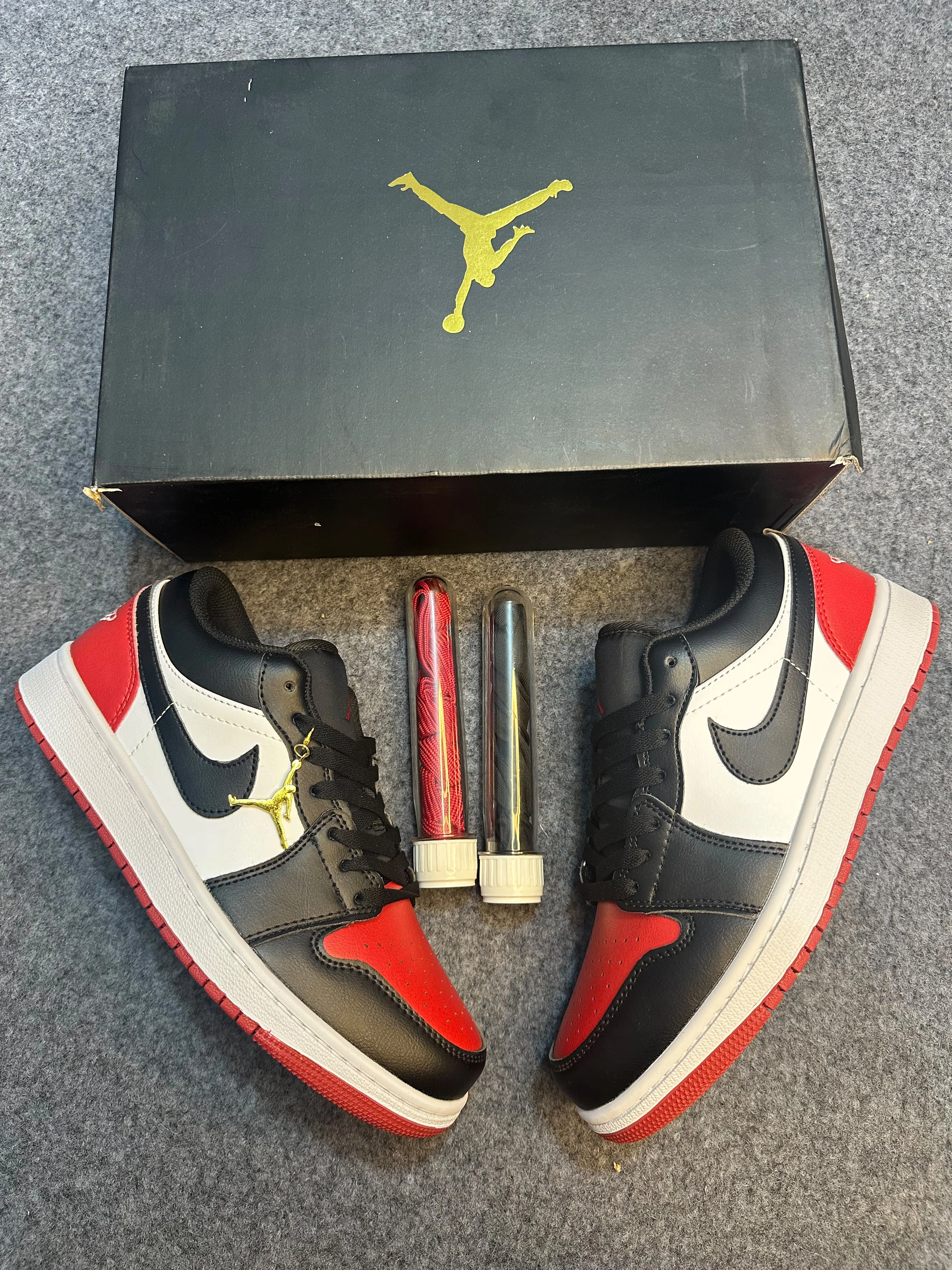 Air Jordan 1 Low Sneakers