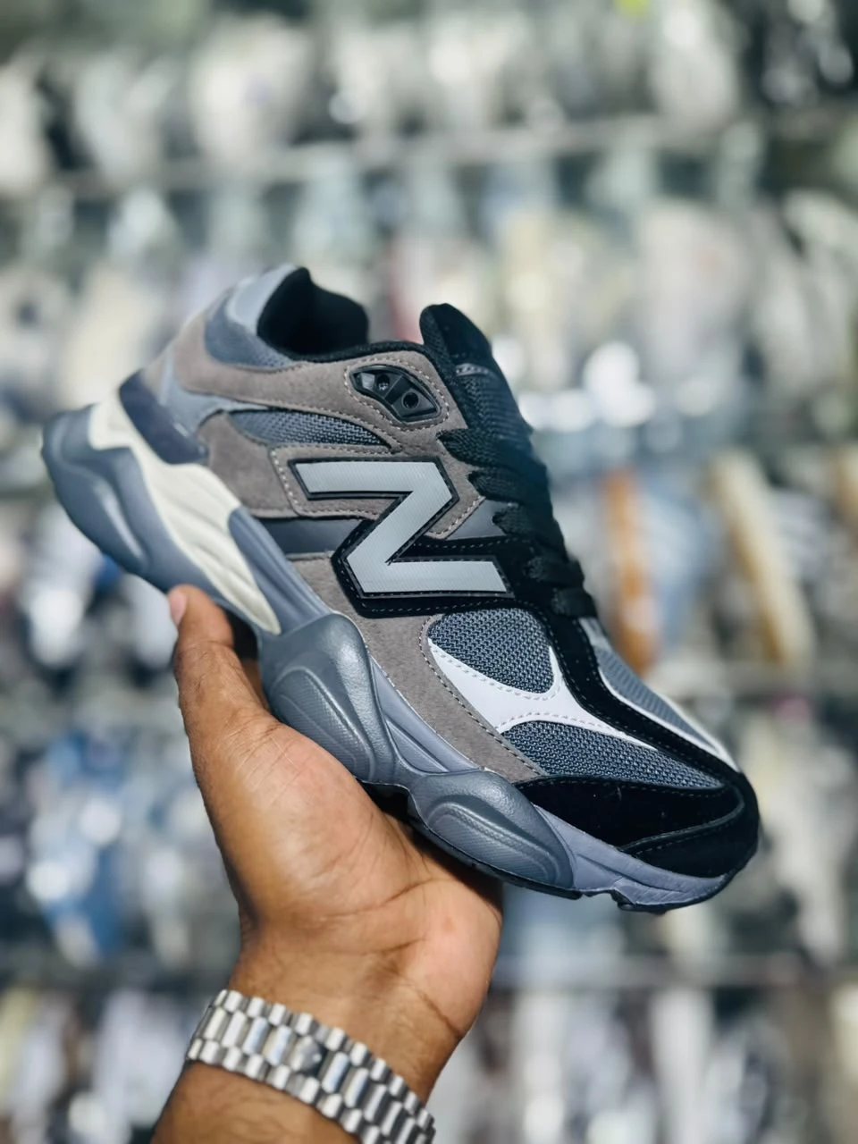 New Balance 9060 Black and chocolate